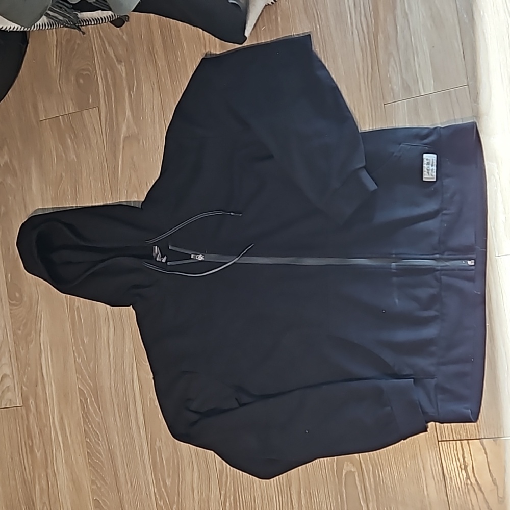 Eddie bauer mens black zip up hoodie, good used condition
